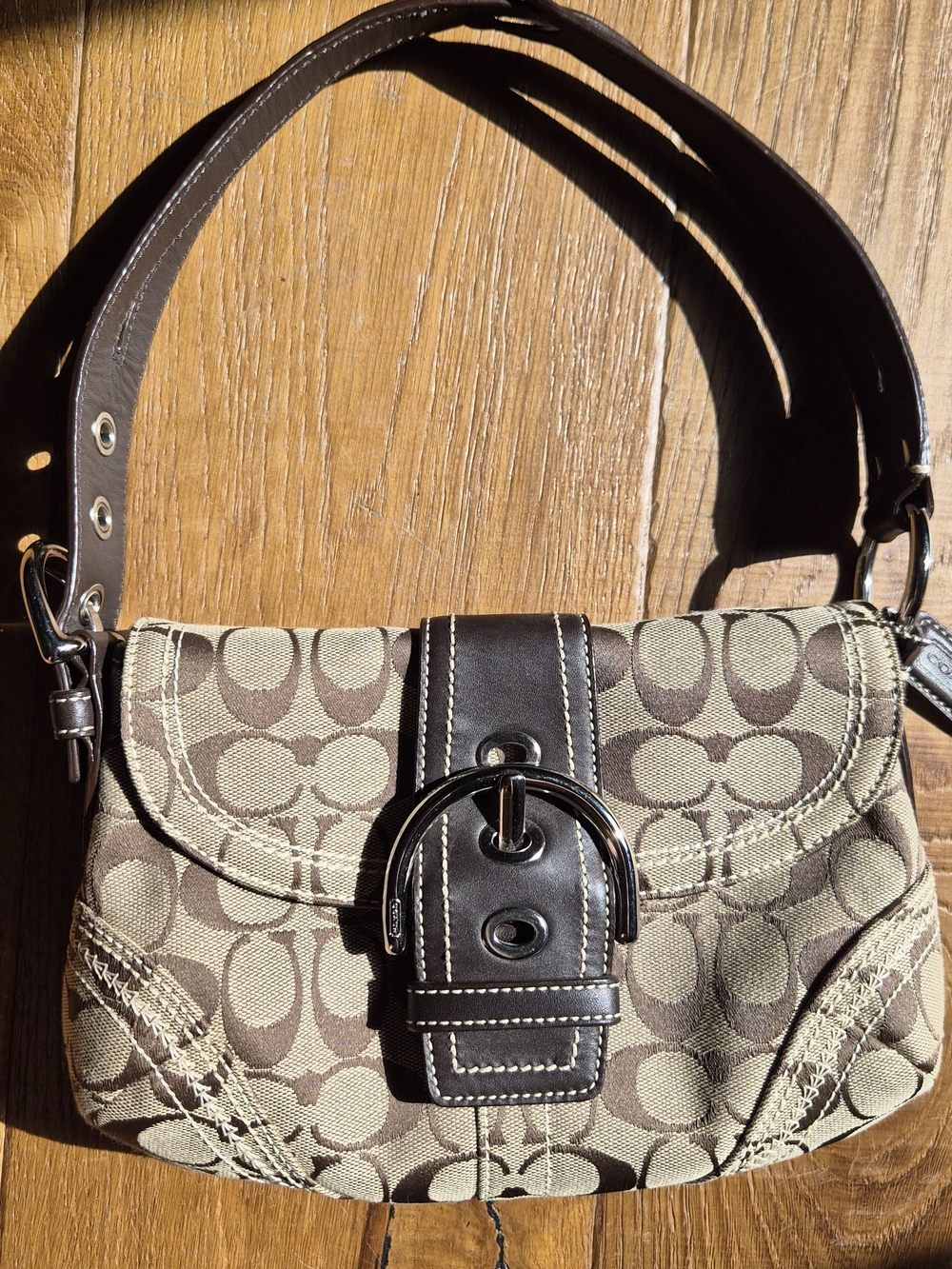 Vintage 2006 Coach Soho Signature Buckle Flap Shoulder Bag – Excellent/Like New